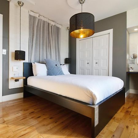Capitol Robinson By Bower Boutique Hotels Moncton Esterno foto